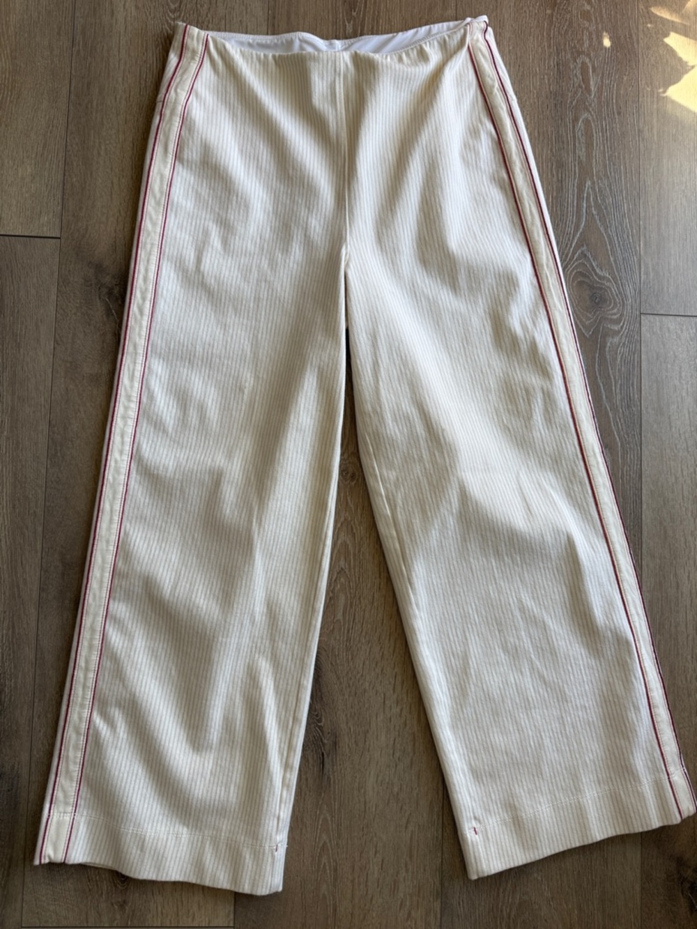 Lysse New York Cream Cropped Wide-Leg Pants with Side Stripes